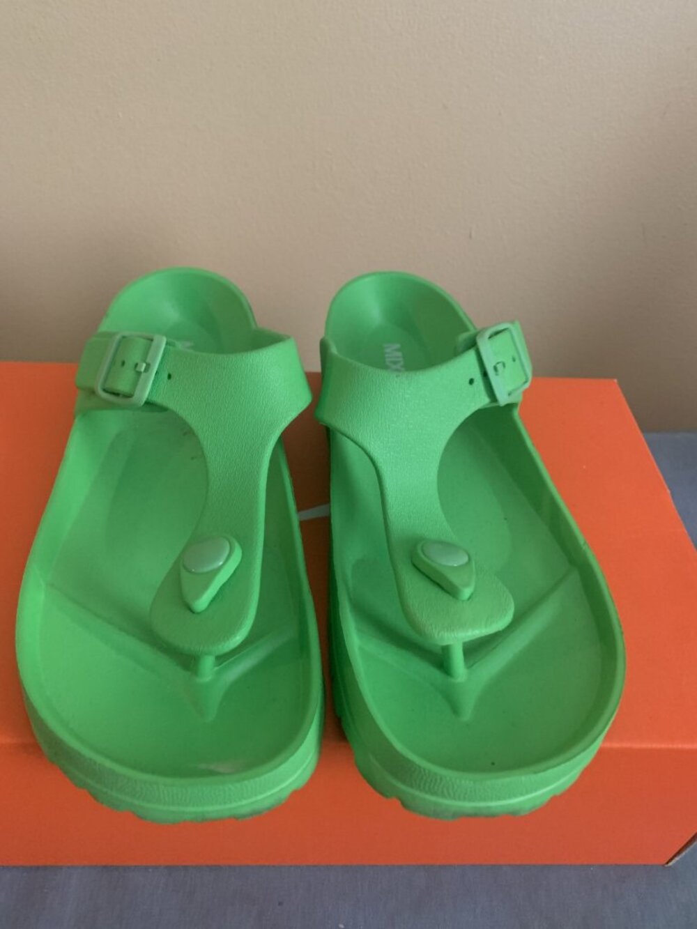 3 Pairs for 1 Price Summer sandals - Picture 10 of 16